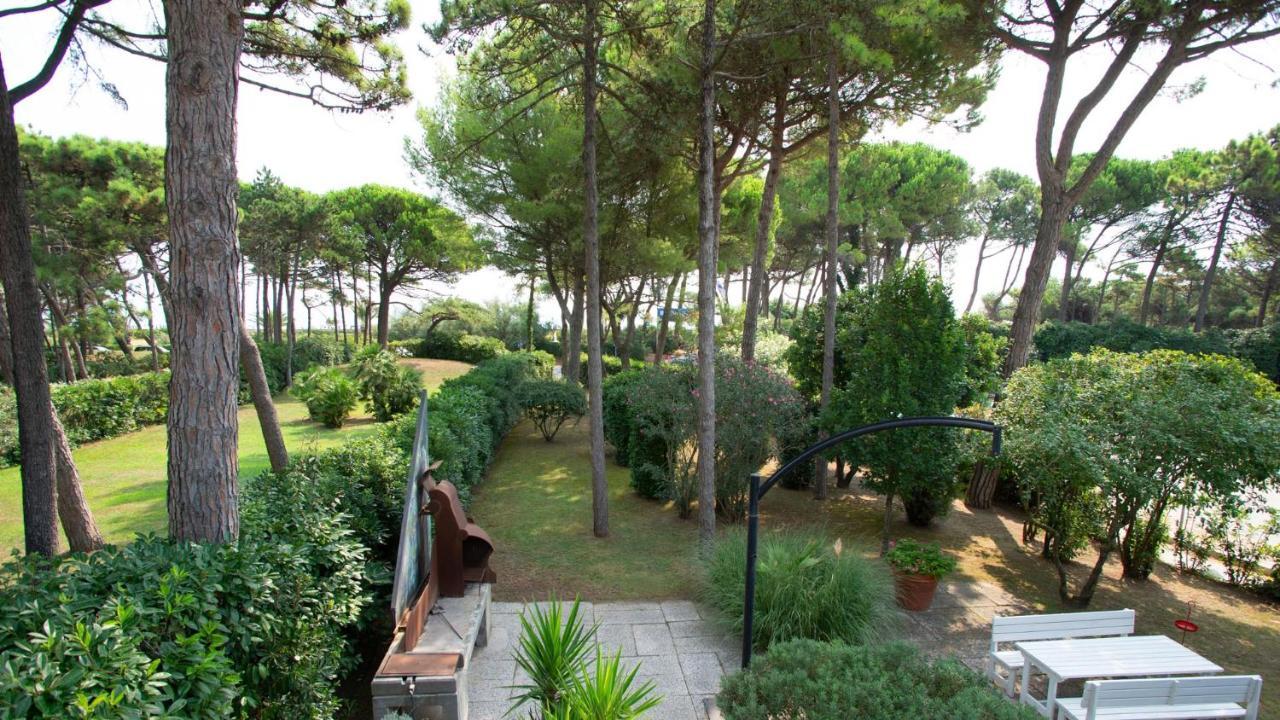 Villa Scultura Seaview Lignano Sabbiadoro Kültér fotó